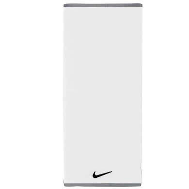 Nike Ręcznik kąpielowy Fundamental (100% bawełna) biały 120x60cm