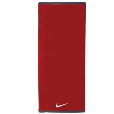 Nike Ręcznik kąpielowy Fundamental Towel (100% bawełna) czerwony 120x60cm