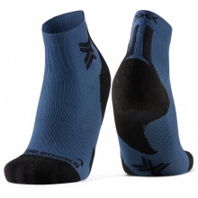 Skarpety biegowe X-Socks Run Discover Ankle fluo marineblau/czarny męskie - 1 para